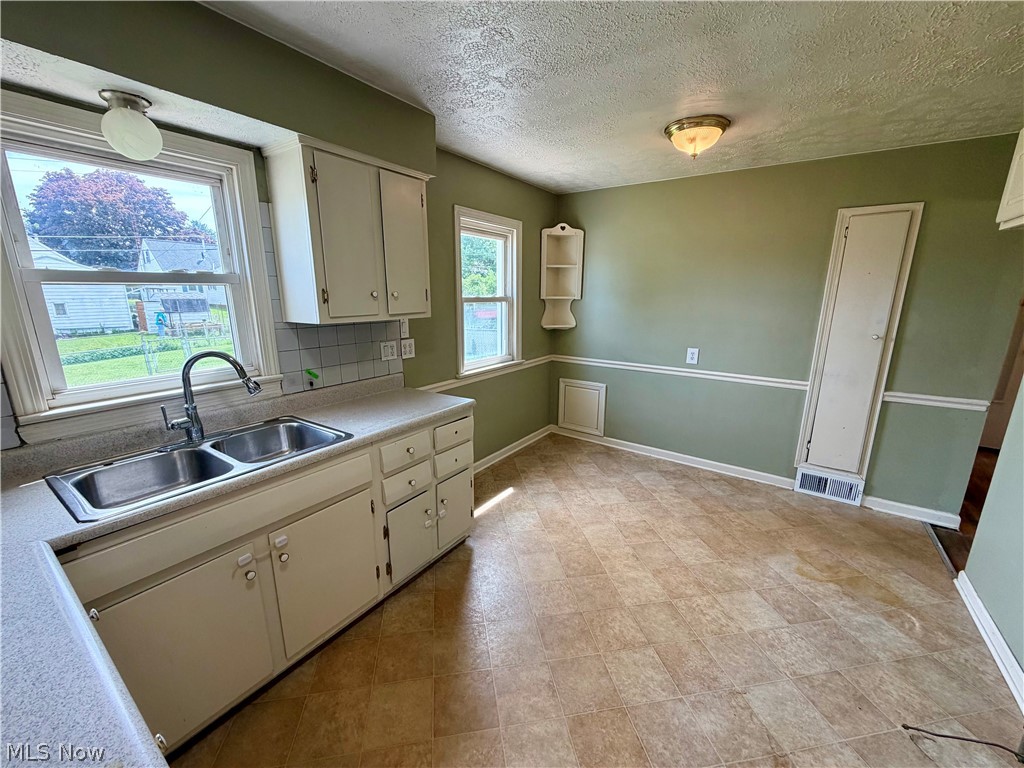 1528 34th Street NE Canton OH 44714