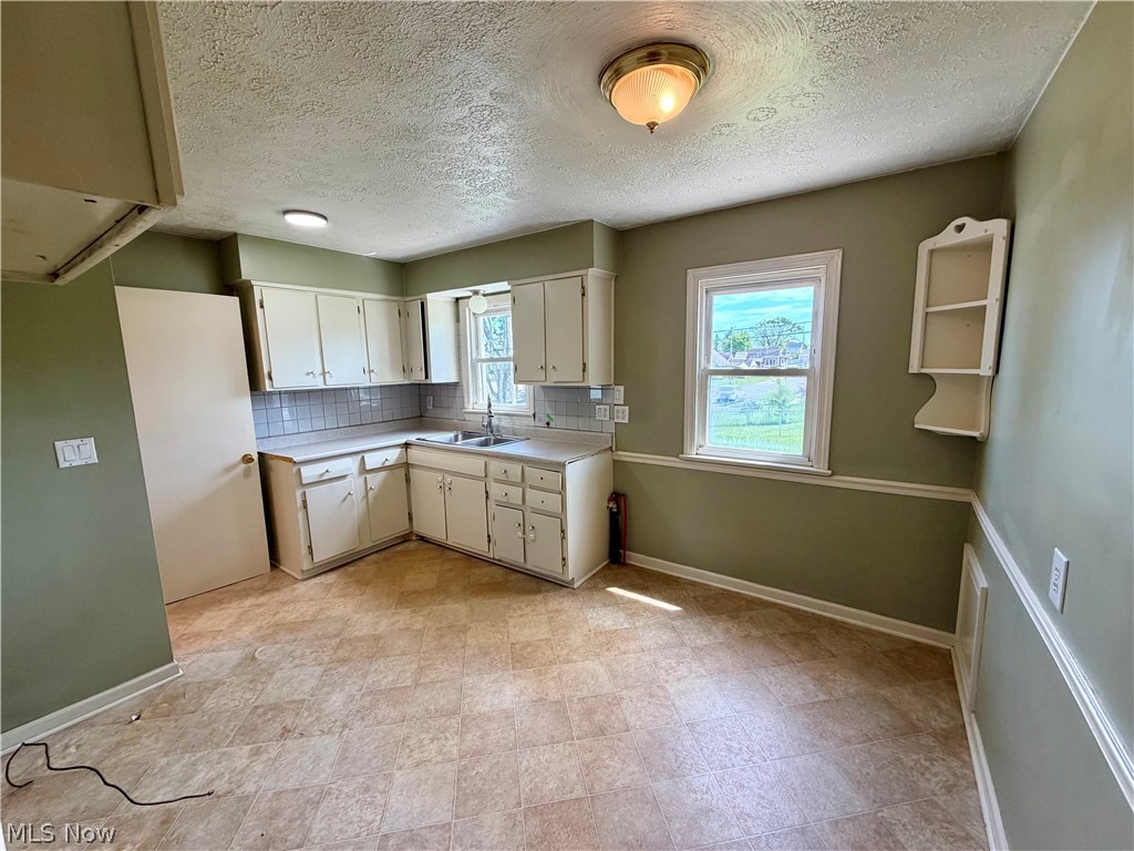 1528 34th Street NE Canton OH 44714