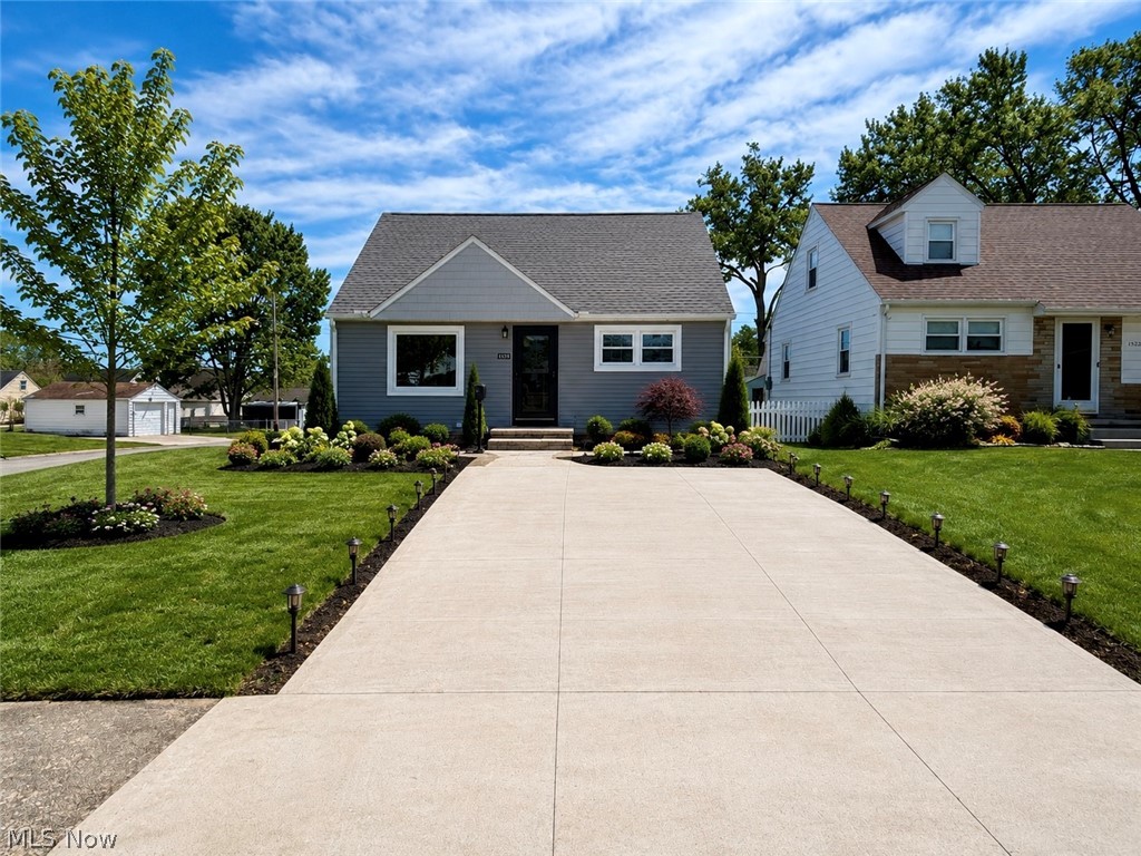 1528 34th Street NE Canton OH 44714