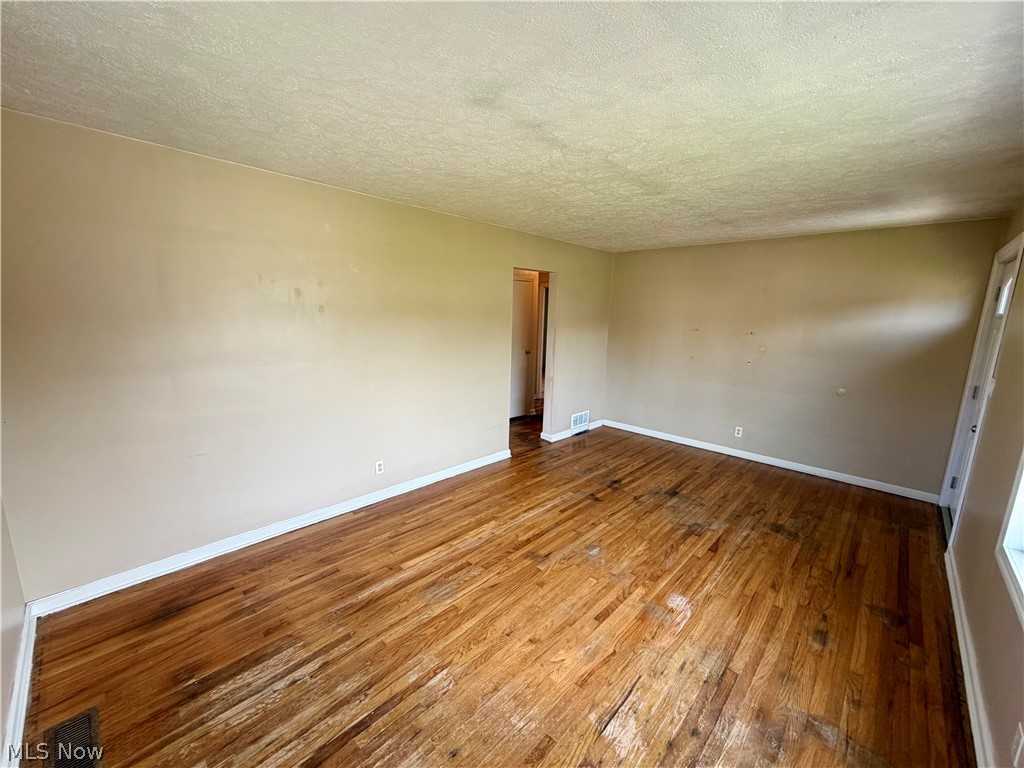 1528 34th Street NE Canton OH 44714