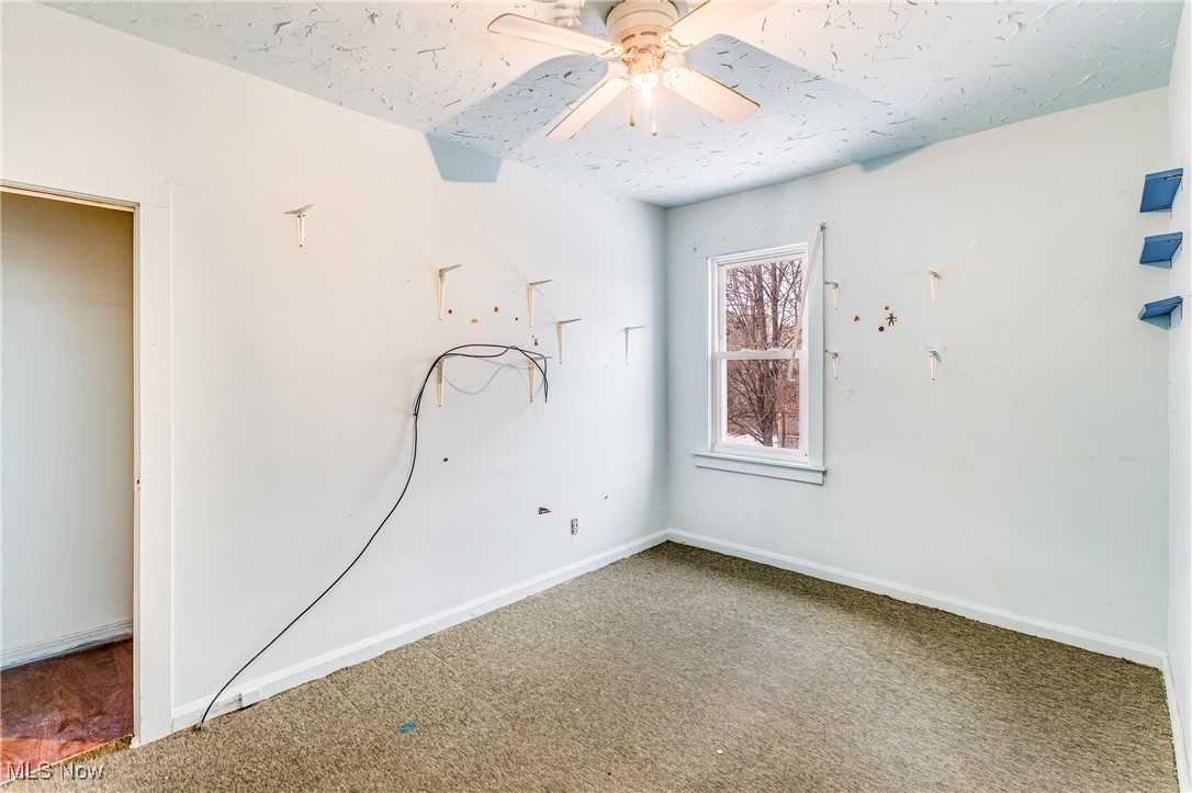 6123 Lucas Avenue Ashtabula OH 44004