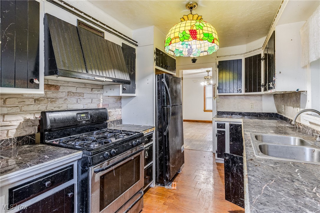 6123 Lucas Avenue Ashtabula OH 44004