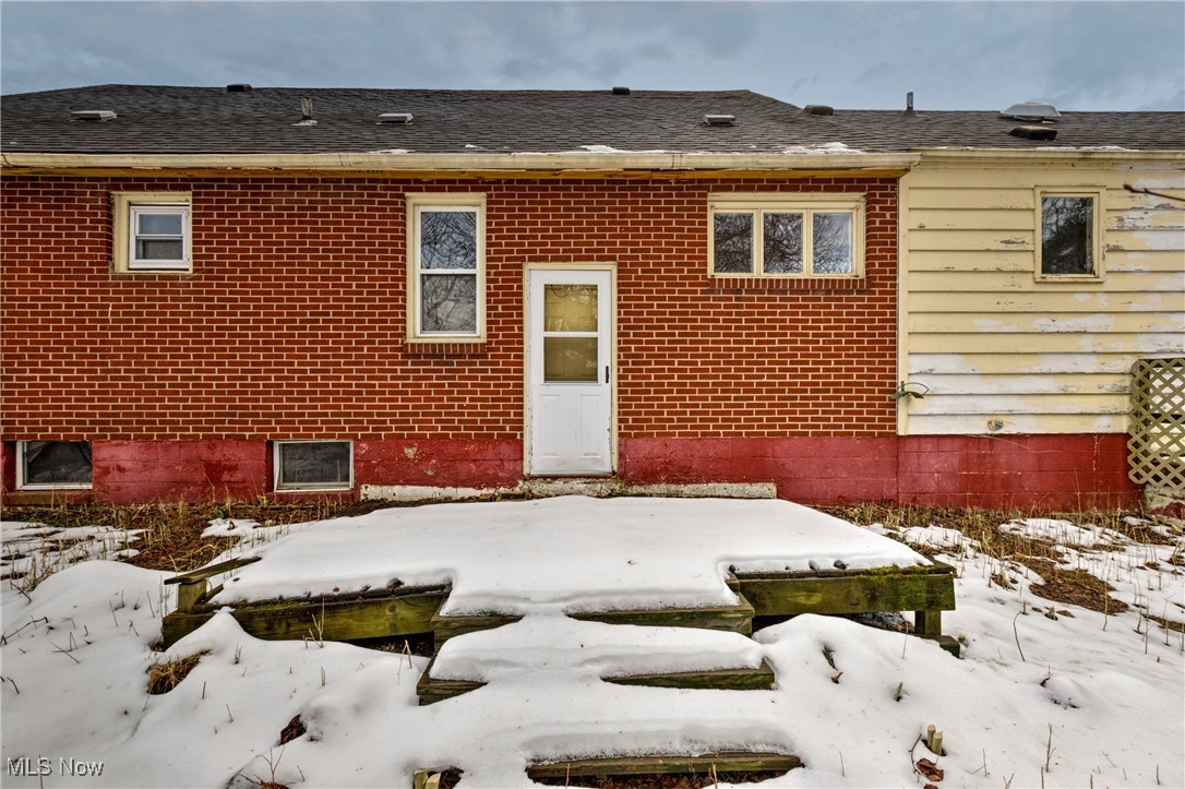 6123 Lucas Avenue Ashtabula OH 44004