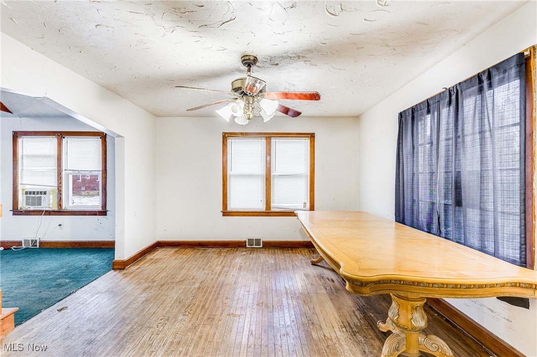 6123 Lucas Avenue Ashtabula OH 44004