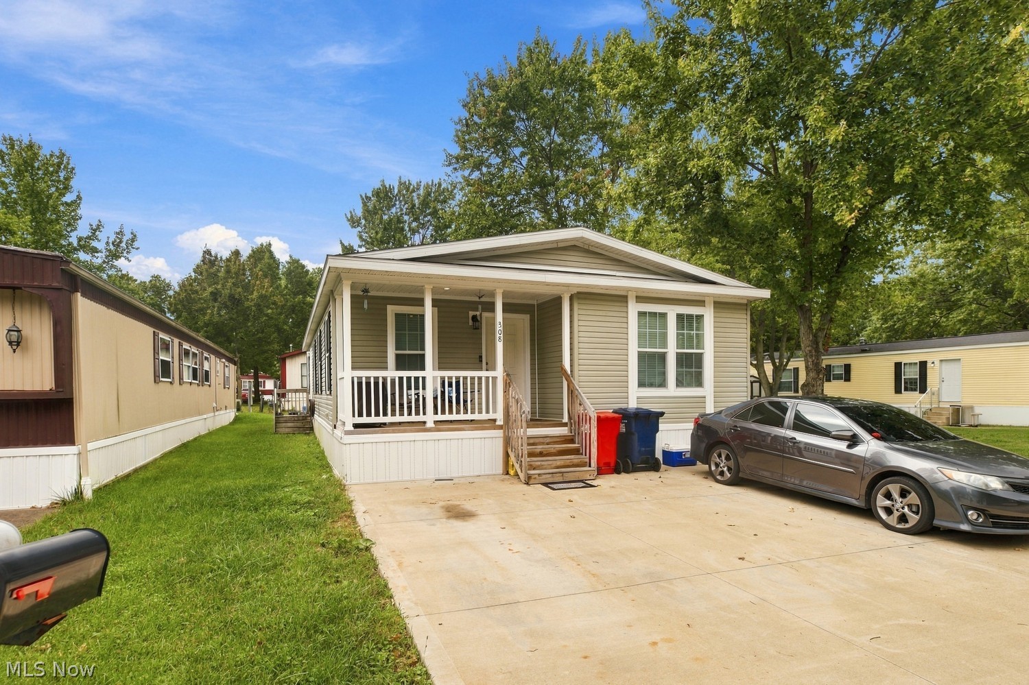 308 Westwoods Amherst OH 44001