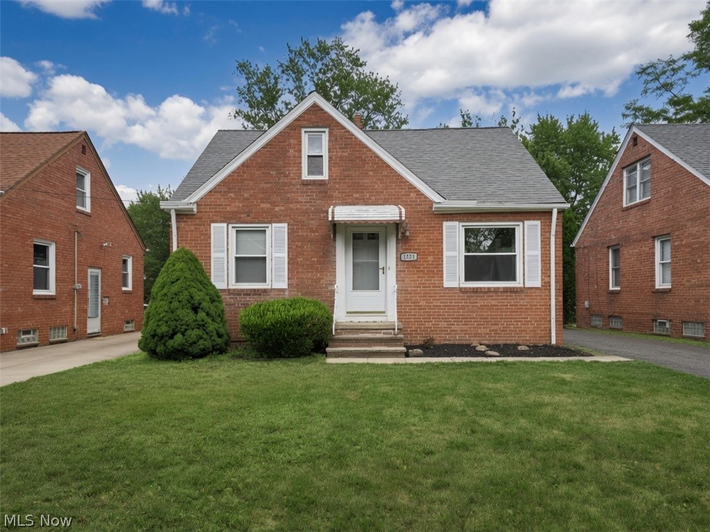 1551 Winchester Road Lyndhurst OH 44124