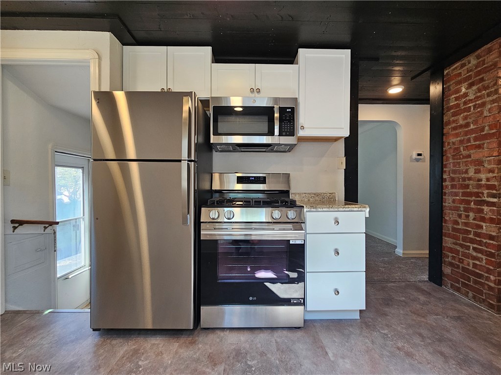 1551 Winchester Road Lyndhurst OH 44124
