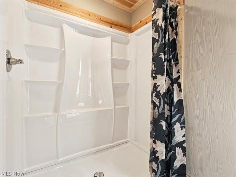 1551 Winchester Road Lyndhurst OH 44124