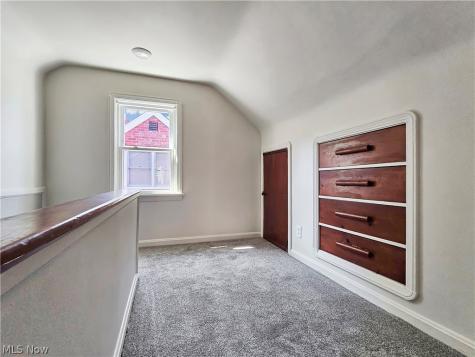 1551 Winchester Road Lyndhurst OH 44124