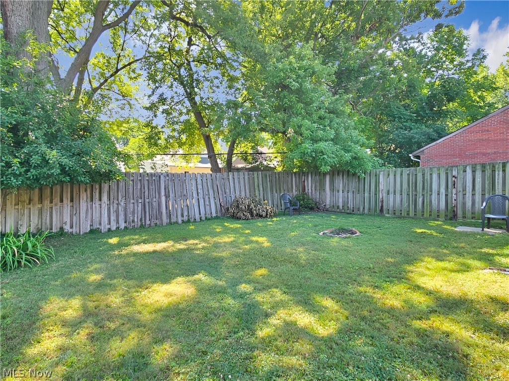 1551 Winchester Road Lyndhurst OH 44124