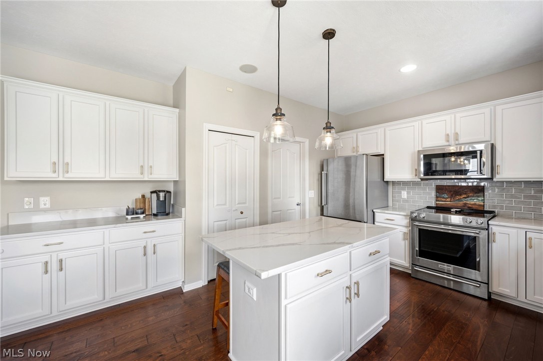 351 Hamilton Drive Broadview Heights OH 44147
