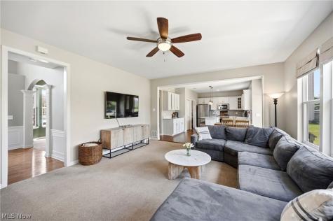 351 Hamilton Drive Broadview Heights OH 44147