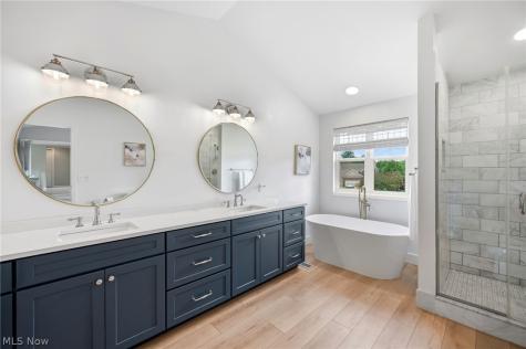 351 Hamilton Drive Broadview Heights OH 44147