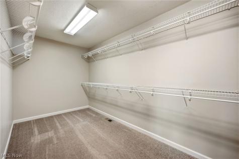 351 Hamilton Drive Broadview Heights OH 44147