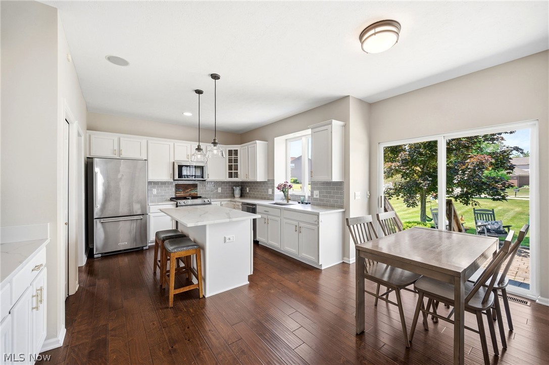 351 Hamilton Drive Broadview Heights OH 44147