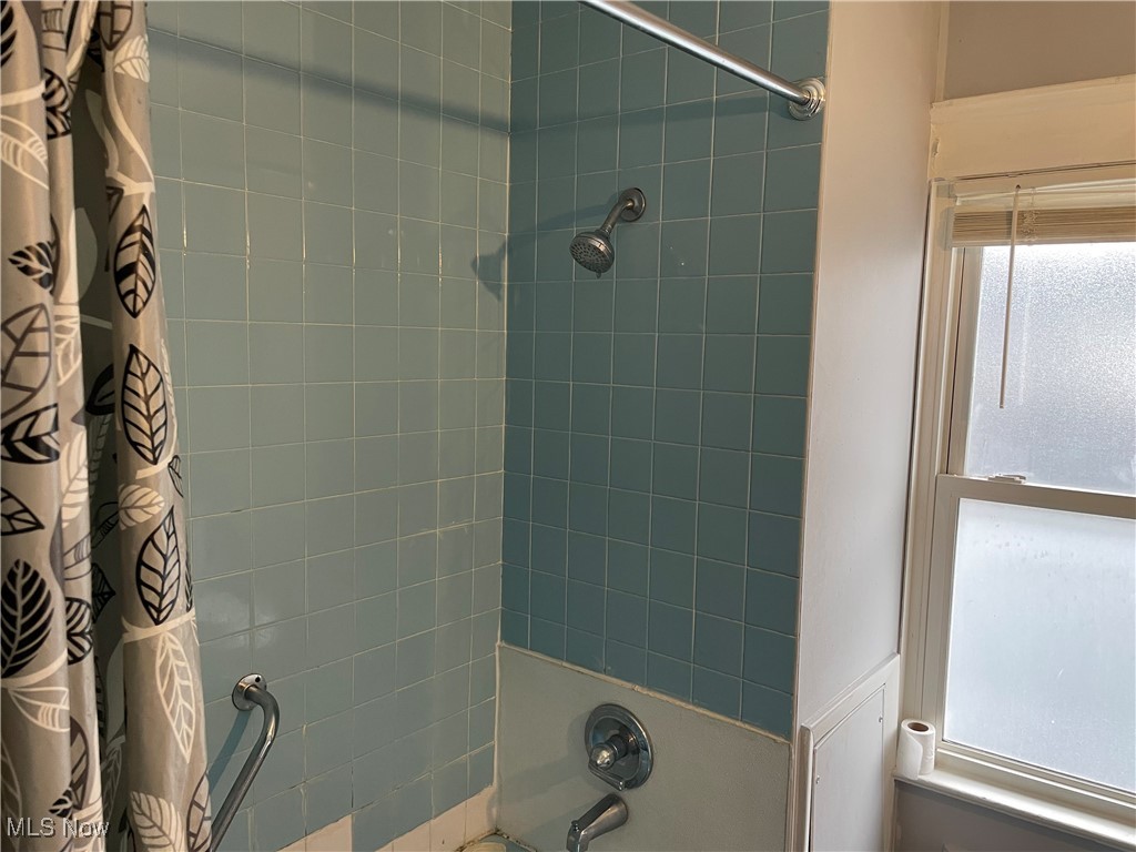 3486 E 105th Street Cleveland OH 44104