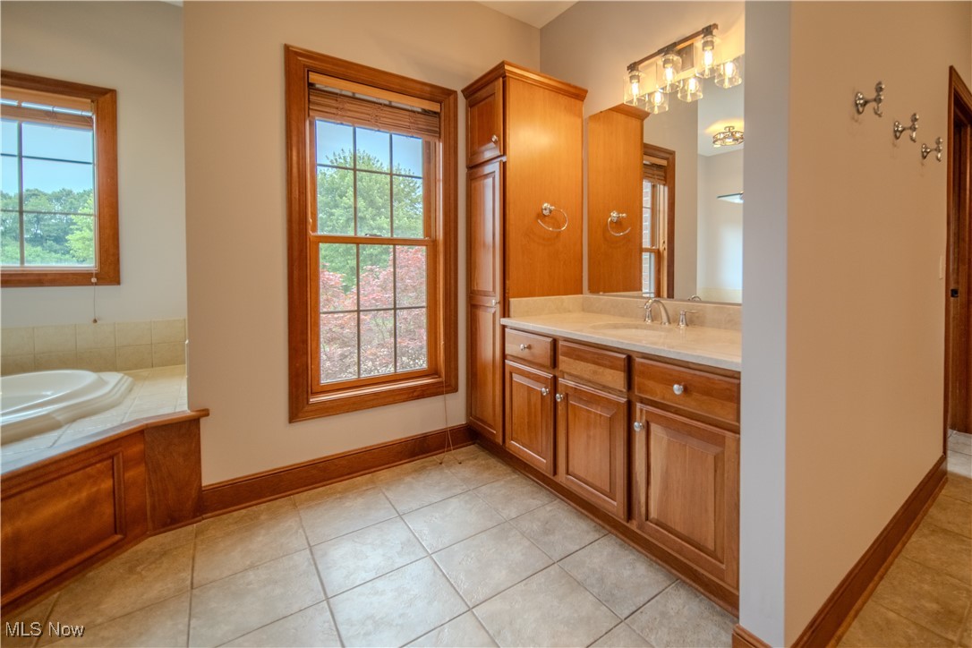 6560 Red Brush Road Ravenna OH 44266