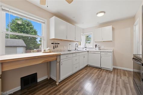 5010 Claremont Boulevard Garfield Heights OH 44125