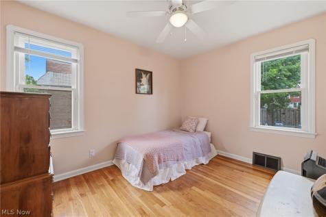 5010 Claremont Boulevard Garfield Heights OH 44125