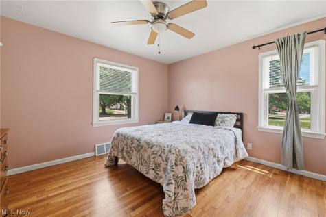 5010 Claremont Boulevard Garfield Heights OH 44125