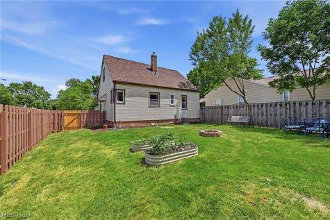 5010 Claremont Boulevard Garfield Heights OH 44125