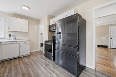 5010 Claremont Boulevard Garfield Heights OH 44125
