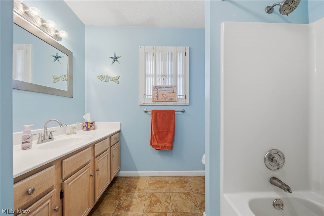 5856 Linder Circle NE Canton OH 44721