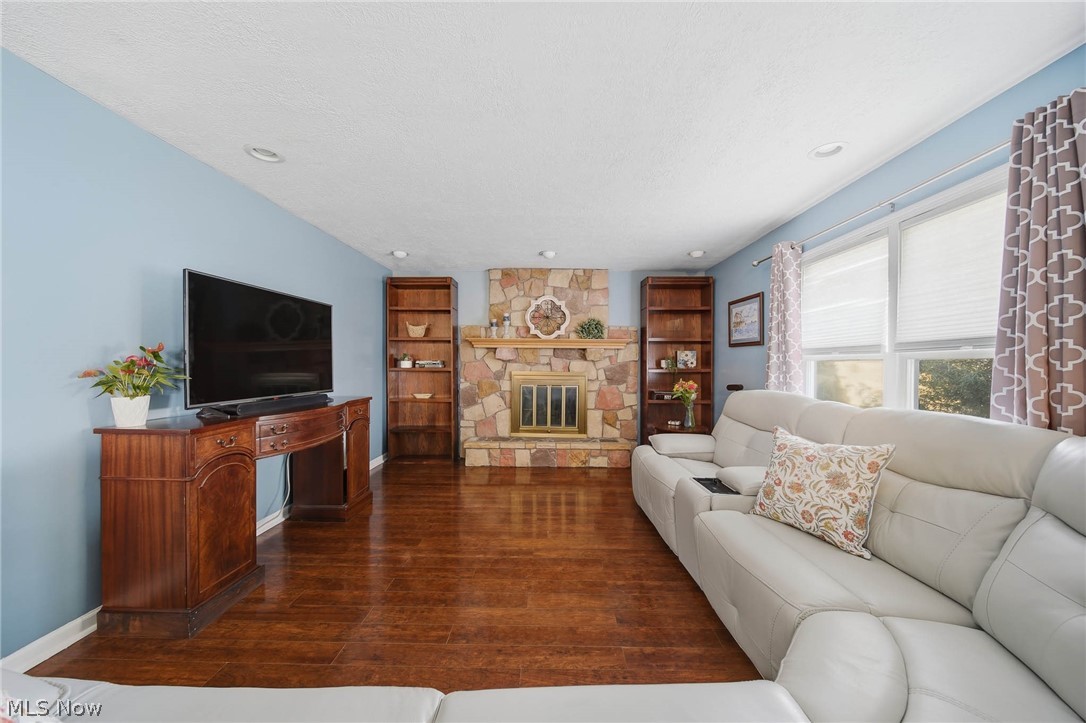 5856 Linder Circle NE Canton OH 44721