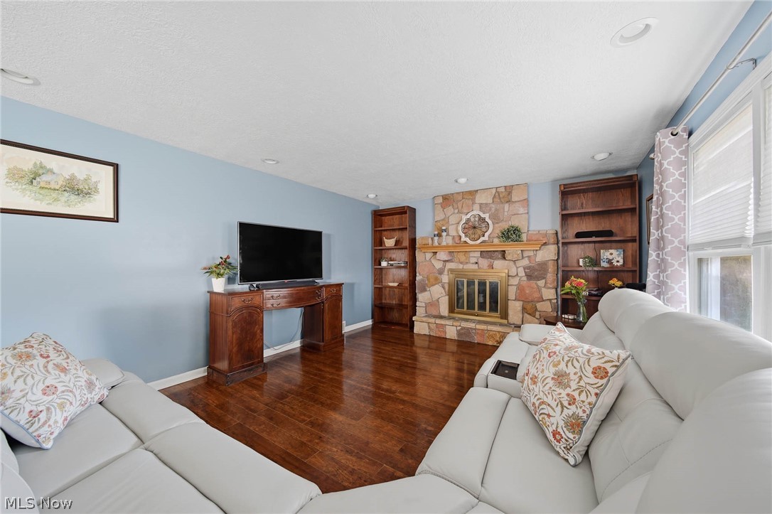 5856 Linder Circle NE Canton OH 44721