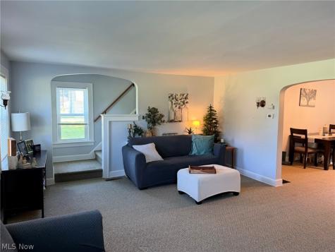 203 N Applecreek Road Wooster OH 44691