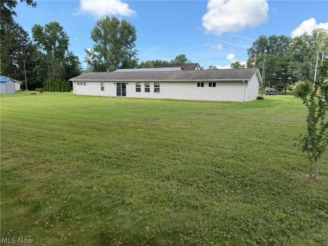 203 N Applecreek Road Wooster OH 44691
