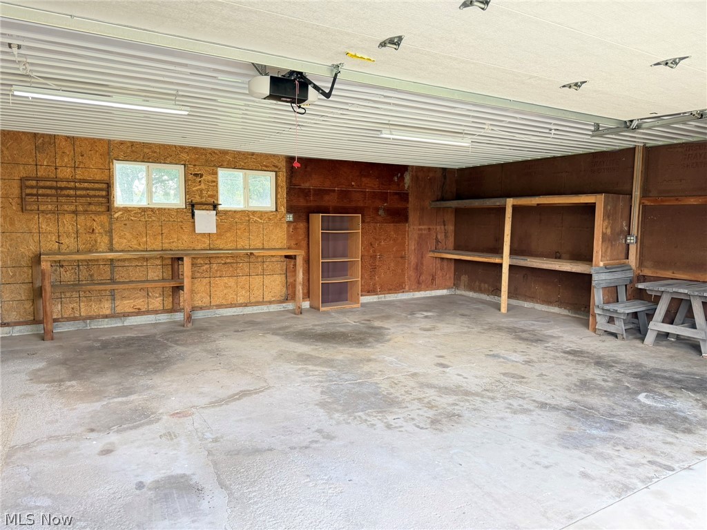 203 N Applecreek Road Wooster OH 44691