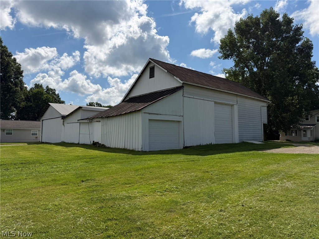 203 N Applecreek Road Wooster OH 44691