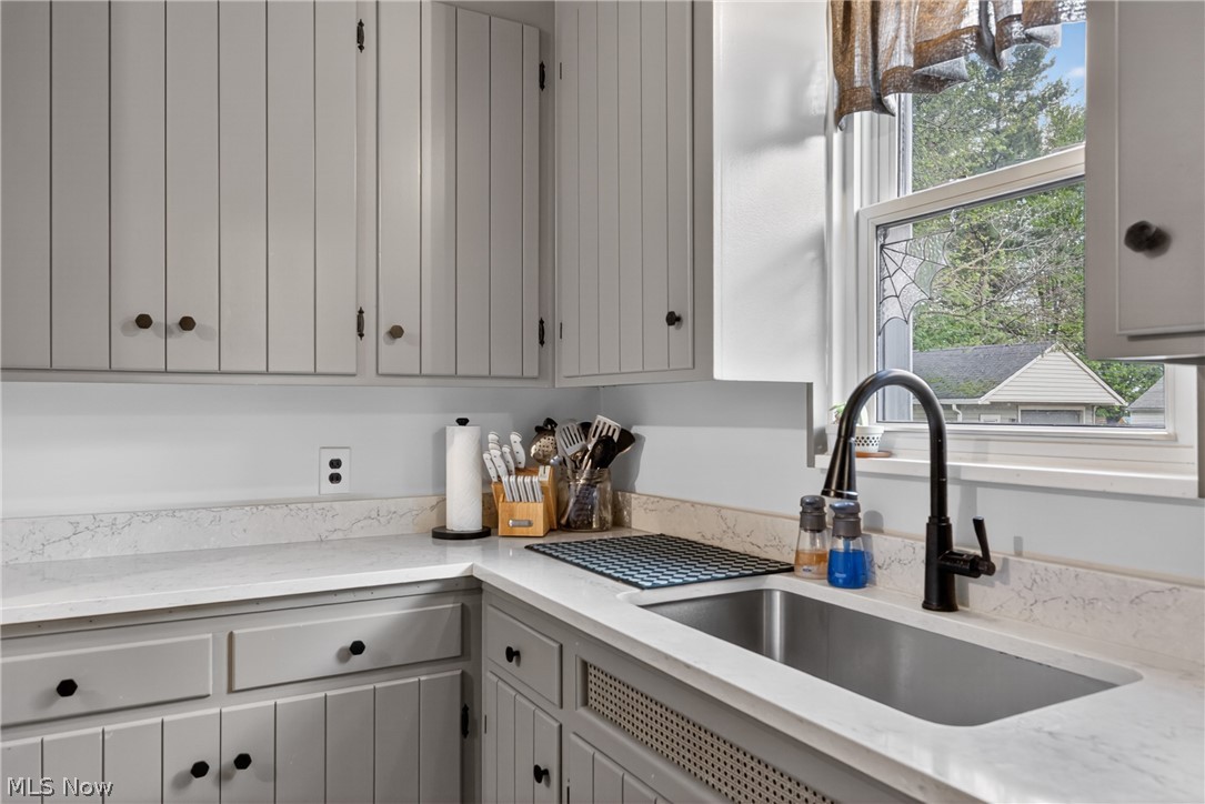 2258 E 290th Street Wickliffe OH 44092