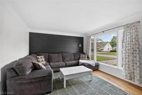 2258 E 290th Street Wickliffe OH 44092