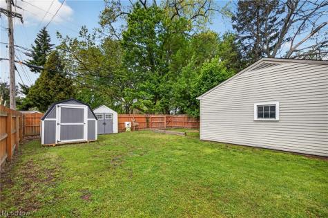 2258 E 290th Street Wickliffe OH 44092