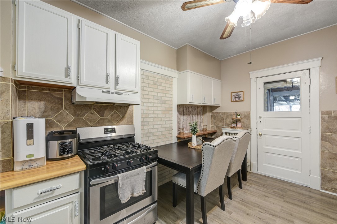 15301 Daniel Avenue Cleveland OH 44110