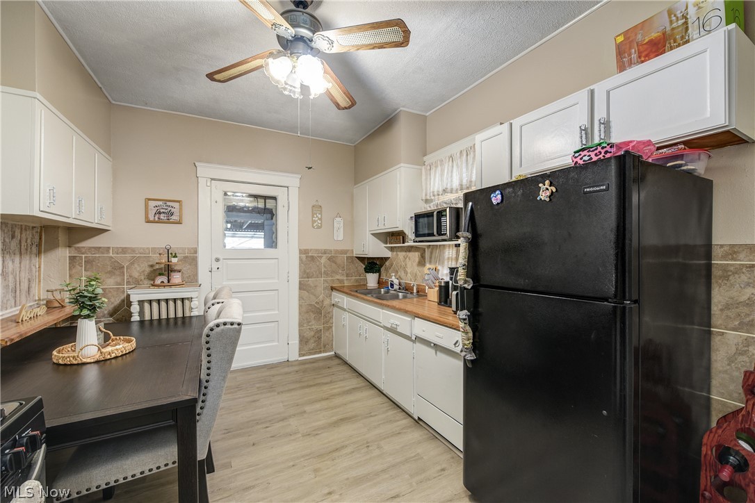 15301 Daniel Avenue Cleveland OH 44110