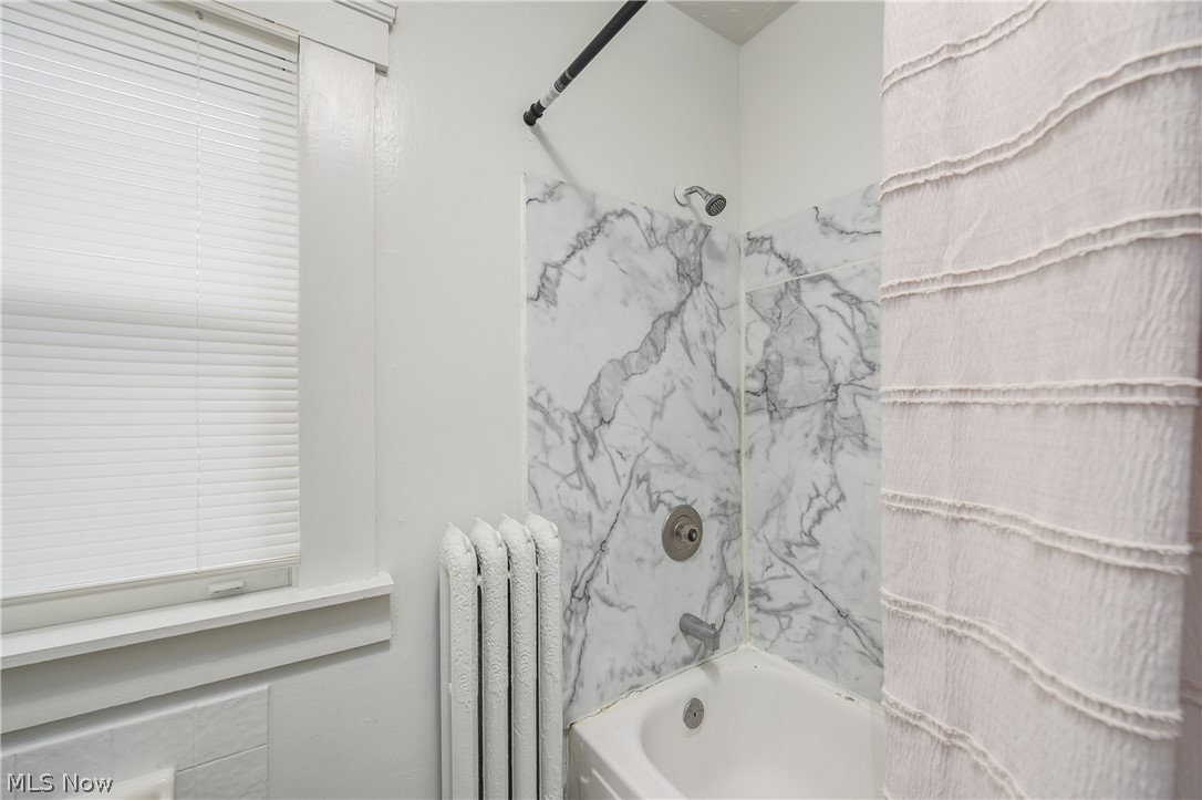 15301 Daniel Avenue Cleveland OH 44110