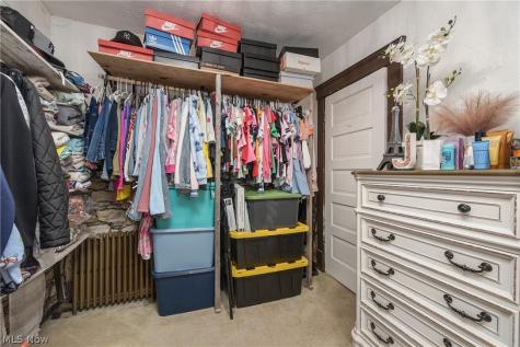 15301 Daniel Avenue Cleveland OH 44110