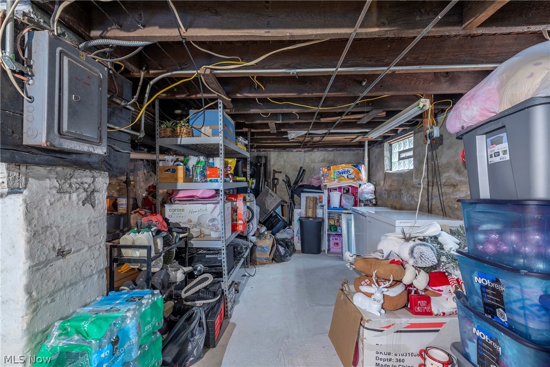 15301 Daniel Avenue Cleveland OH 44110