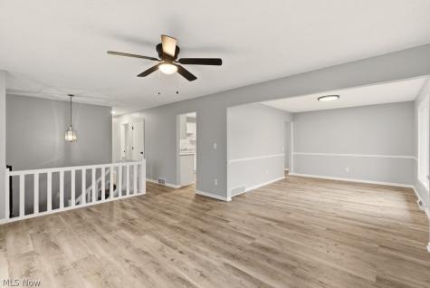 1464 Blair Drive Akron OH 44312