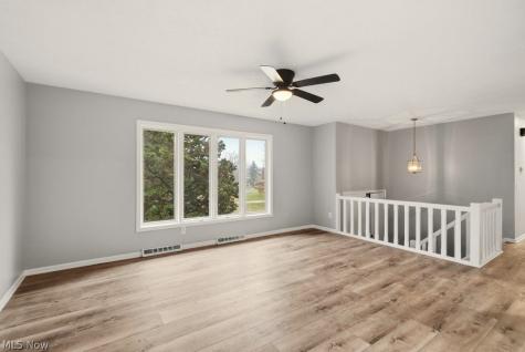 1464 Blair Drive Akron OH 44312