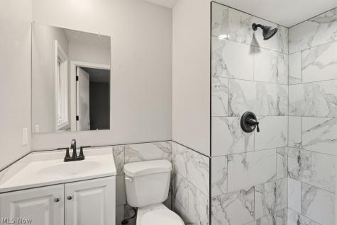 1464 Blair Drive Akron OH 44312