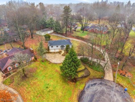 1464 Blair Drive Akron OH 44312