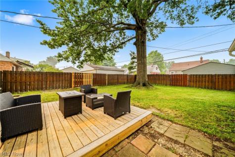 316 E 327th Street Willowick OH 44095