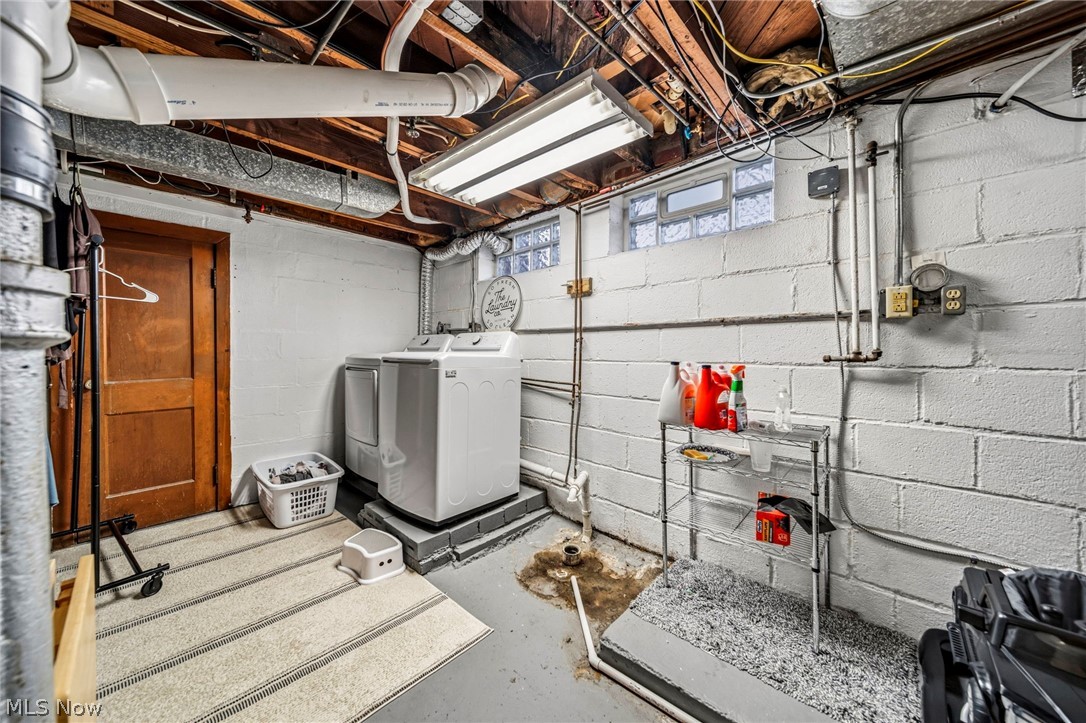 316 E 327th Street Willowick OH 44095