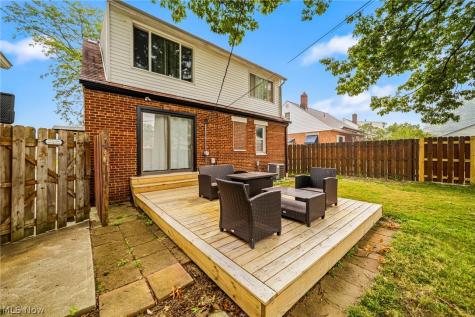 316 E 327th Street Willowick OH 44095