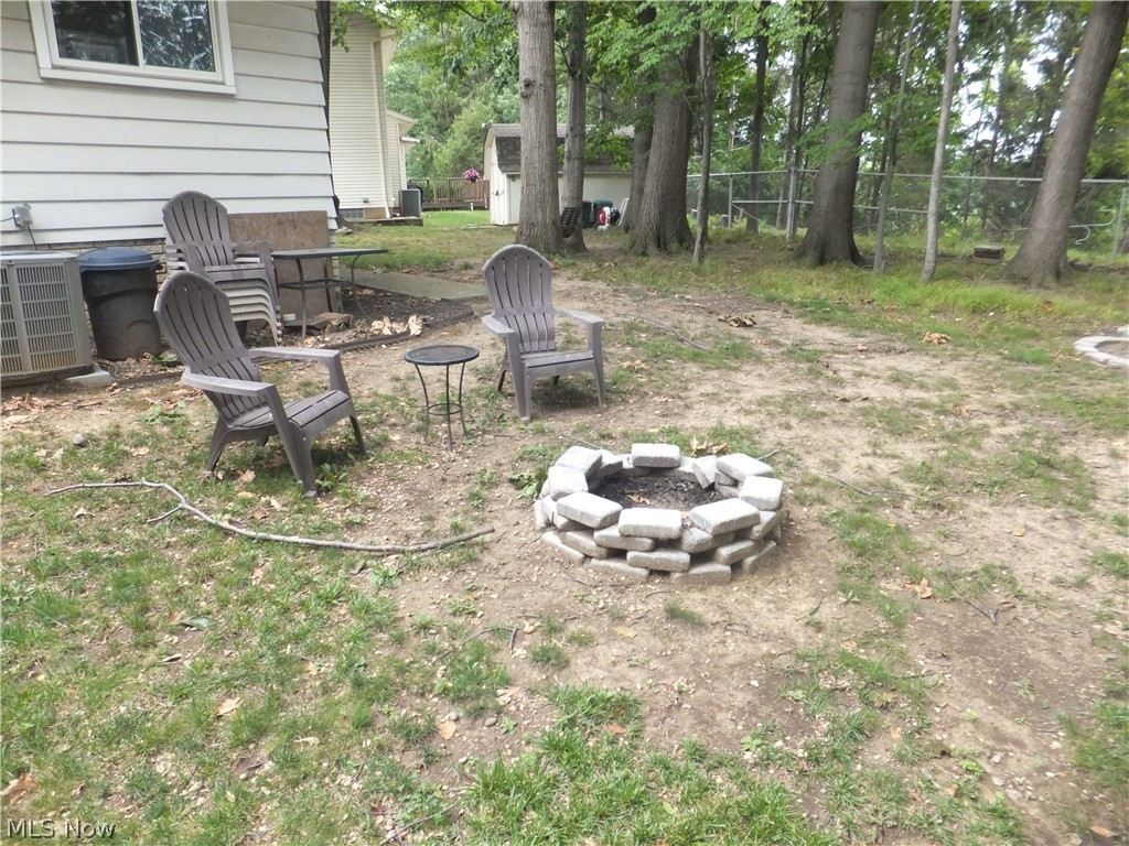 3041 Belmont Drive Brooklyn Heights OH 44131