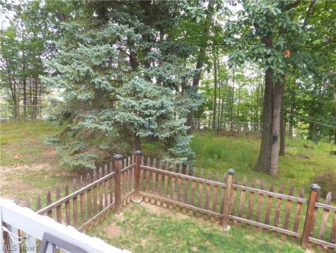 3041 Belmont Drive Brooklyn Heights OH 44131